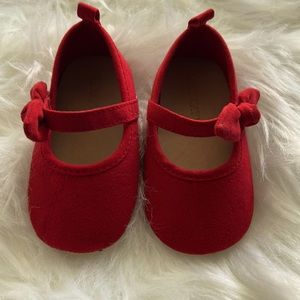 Old Navy red bow ballet flats size 6-12mths